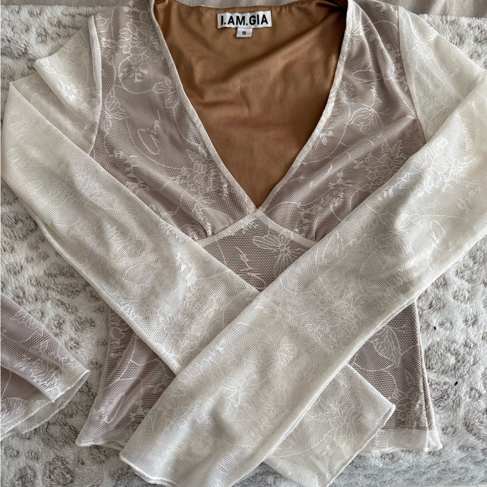 I.AM.GIA Women's White Floral Mesh Blouse